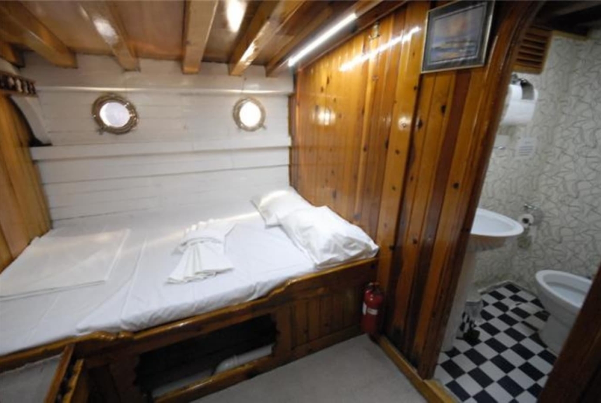 Ali Ugur Kiralık Gulet Yat Tekne Mavi Yolculuk