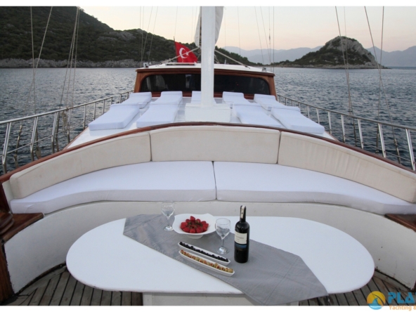 Azra Deniz Kiralık Gulet Yat Tekne Mavi Yolculuk Tur