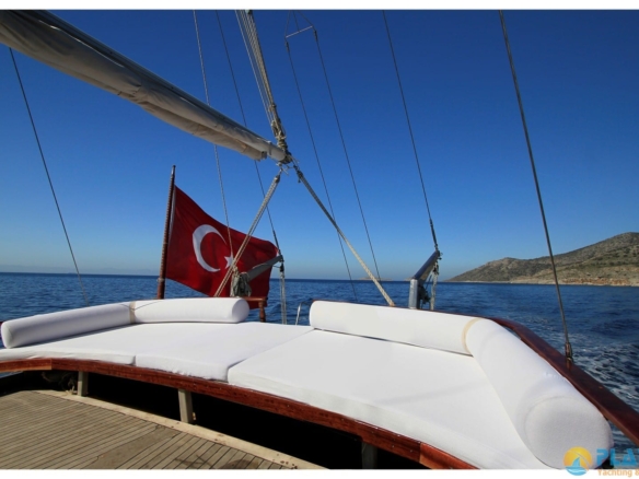 Azra Deniz Kiralık Gulet Yat Tekne Mavi Yolculuk Tur