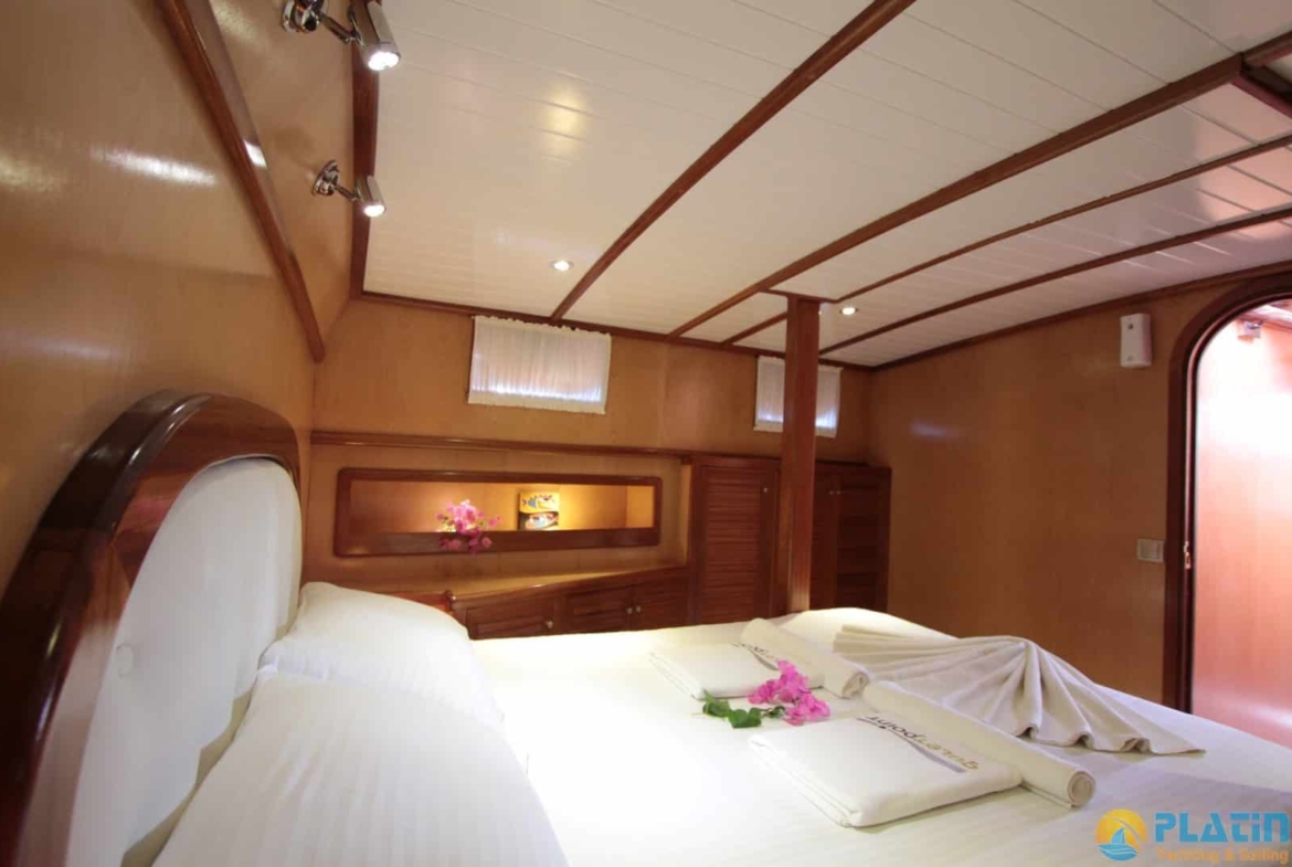 Dora Deniz Kiralık Gulet Yat Tekne Mavi Yolculuk Tur