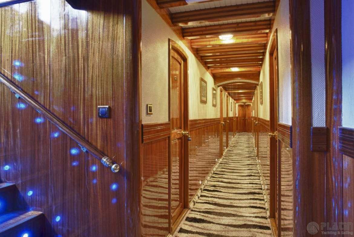 Grand Admiral Kiralık Tekne Yat Gulet Mavi Yolculuk Tur