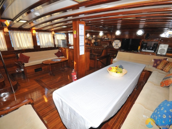 Kayhan 11 Kiralık Gulet Yat Tekne Mavi Yolculuk Tur