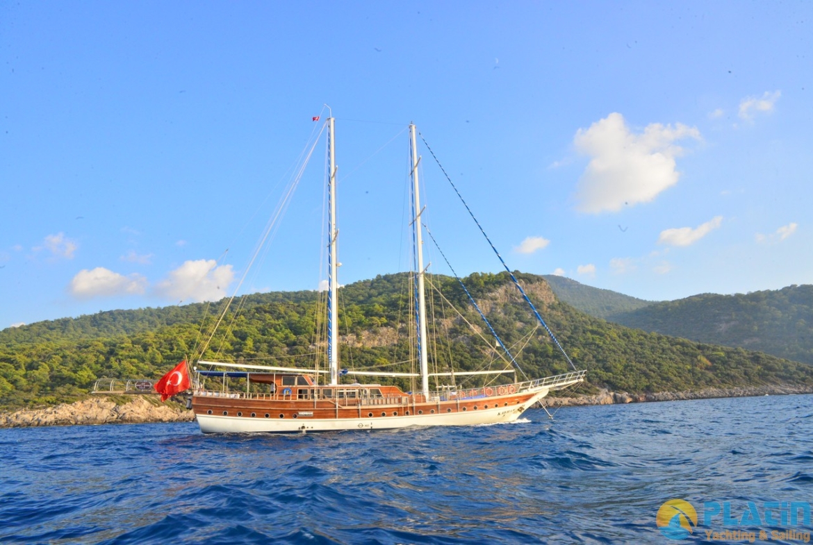 Kayhan 8 Kiralık Gulet Yat Tekne Mavi Yolculuk Tur