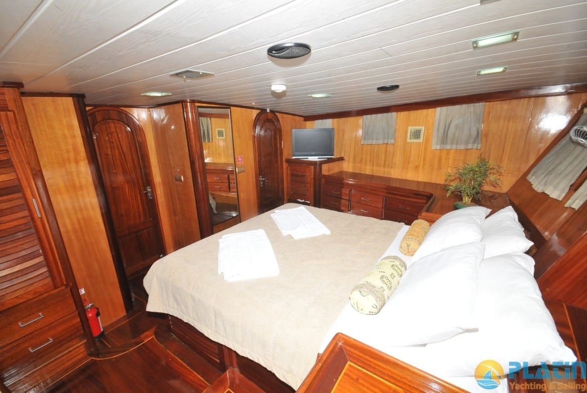 Kayhan 8 Kiralık Gulet Yat Tekne Mavi Yolculuk Tur