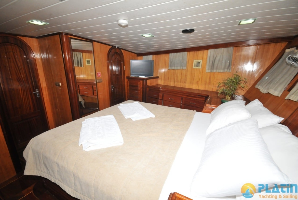 Kayhan 8 Kiralık Gulet Yat Tekne Mavi Yolculuk Tur