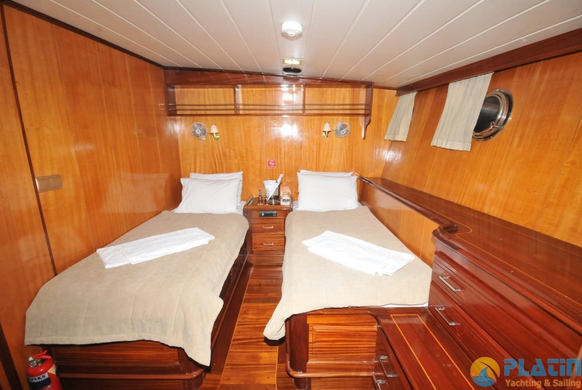 Kayhan 8 Kiralık Gulet Yat Tekne Mavi Yolculuk Tur