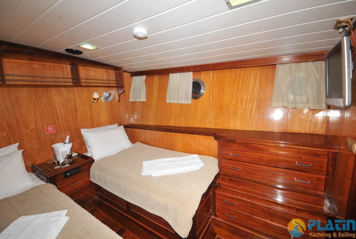 Kayhan 8 Kiralık Gulet Yat Tekne Mavi Yolculuk Tur