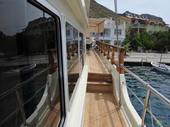 Kim Bu Kiralık Gulet Yat Tekne Mavi Yolculuk