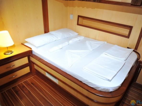 Kim Bu Kiralık Gulet Yat Tekne Mavi Yolculuk