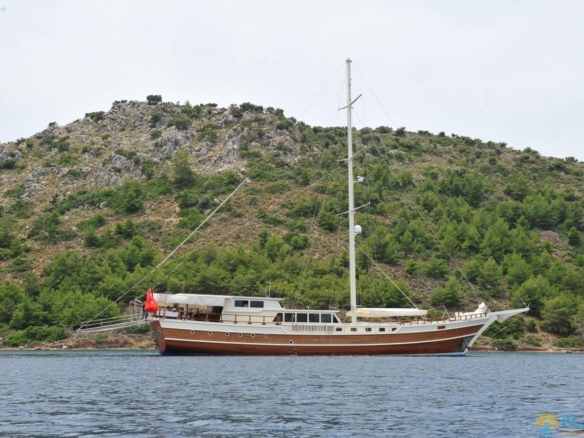 Kim Bu Kiralık Gulet Yat Tekne Mavi Yolculuk