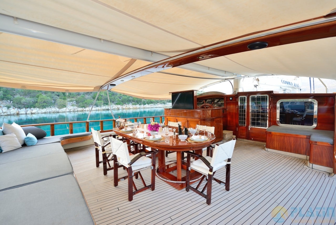 Kiralık Cobra King Gulet Yat Tekne Mavi Yolculuk