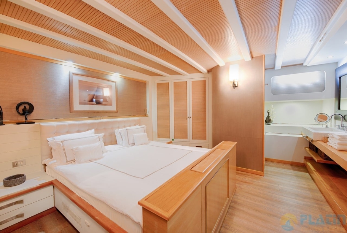 Kiralık Cobra King Gulet Yat Tekne Mavi Yolculuk