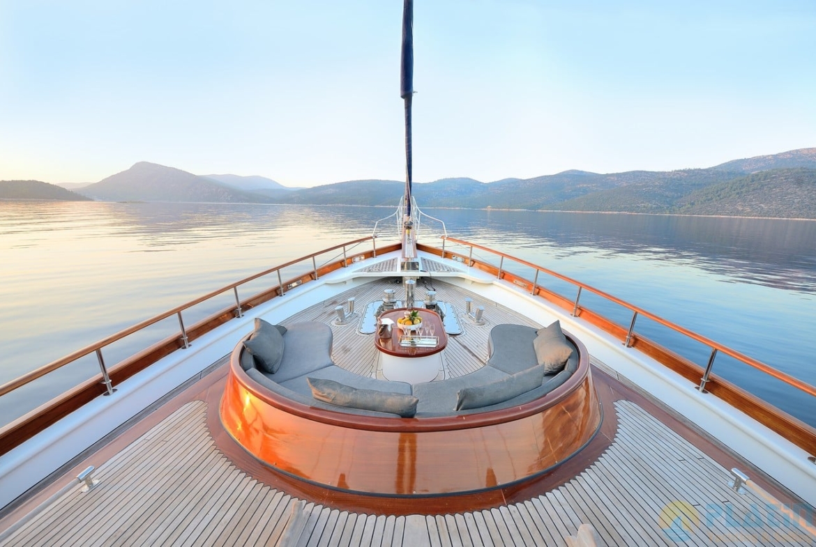 Kiralık Cobra King Gulet Yat Tekne Mavi Yolculuk