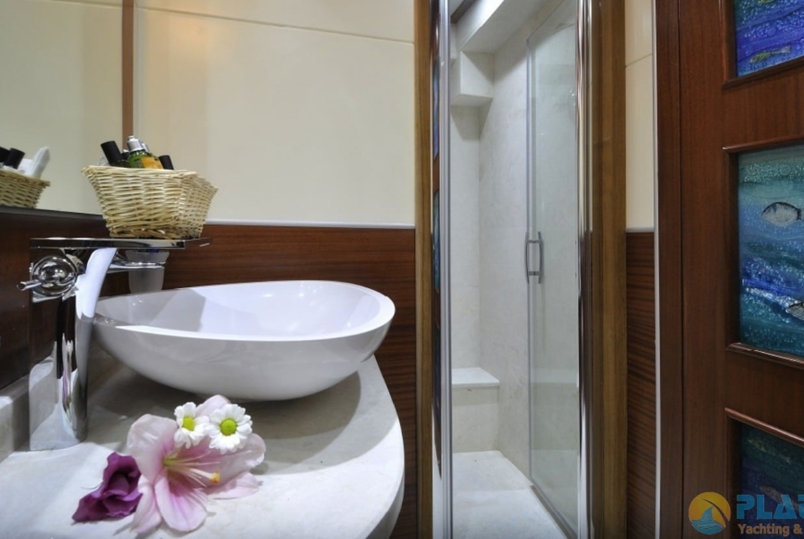 Kiralık Dolce Mare Gulet Yat Tekne Mavi Yolculuk