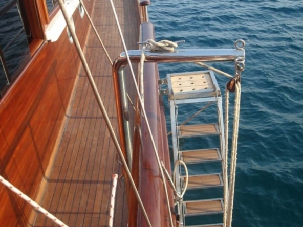 Kiralık Gokce Gulet Yat Tekne Mavi Yolculuk