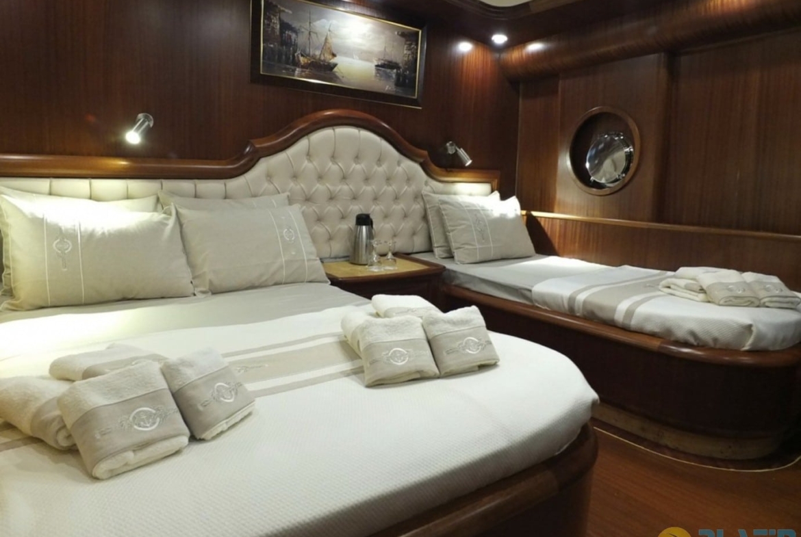 Kiralık K Mehmet Bugra Gulet Yat Tekne Mavi Yolculuk