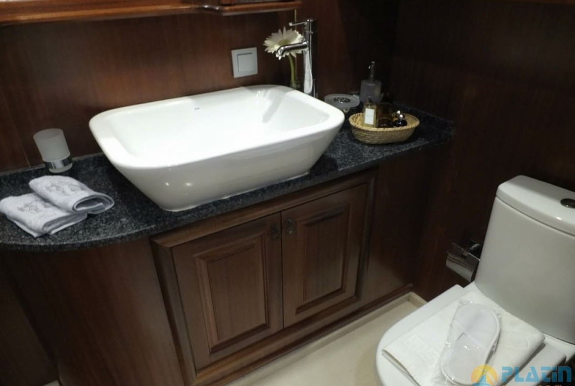 Kiralık K Mehmet Bugra Gulet Yat Tekne Mavi Yolculuk