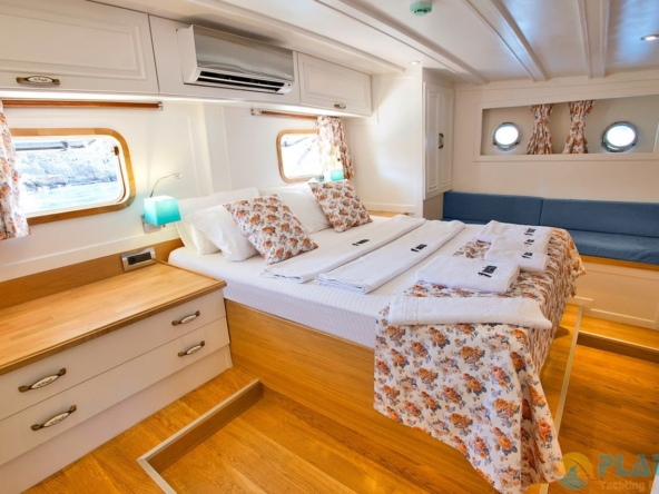 Kiralık Maske Gulet Yat Tekne Mavi Yolculuk