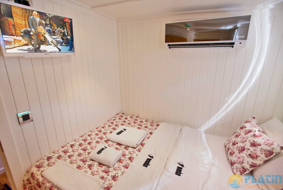 Kiralık Maske Gulet Yat Tekne Mavi Yolculuk