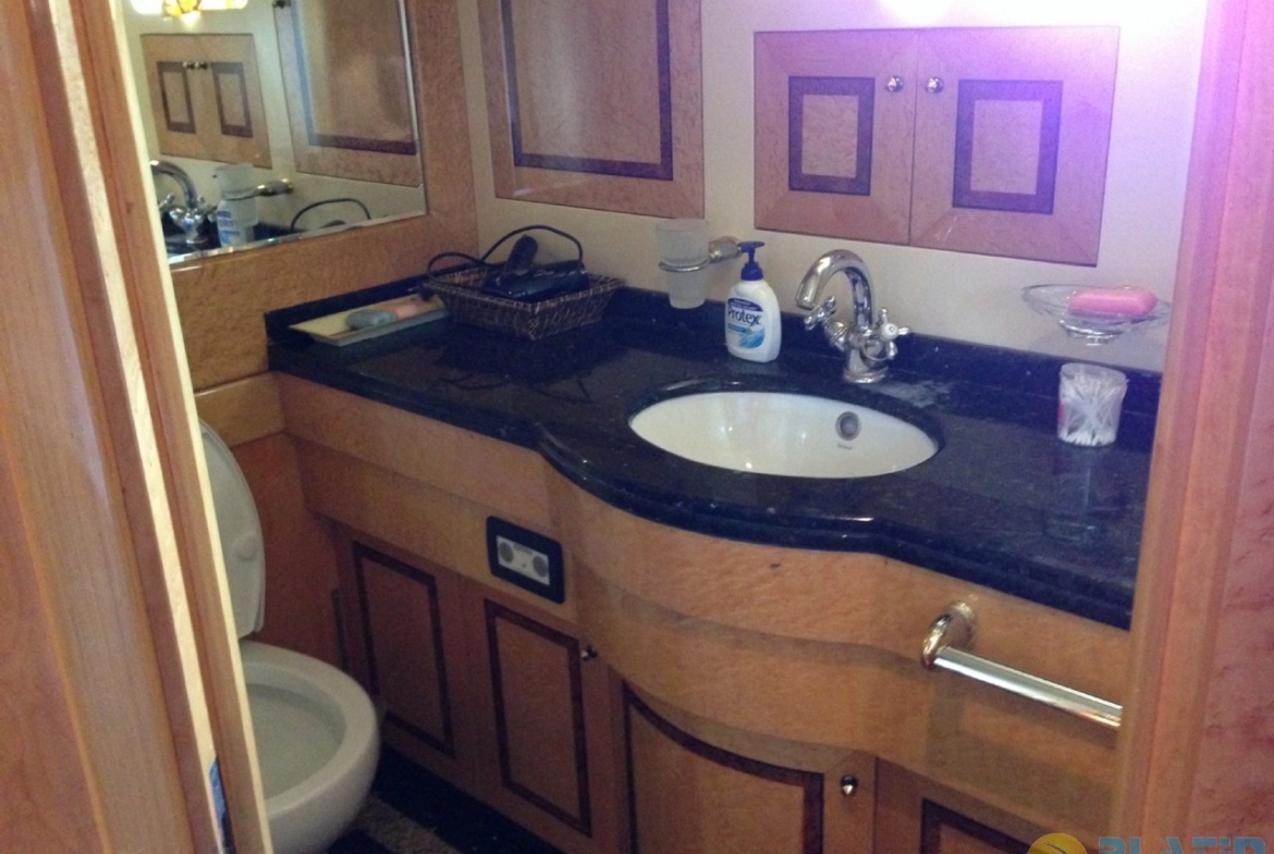 Kiralık Motoryat Tekne Mavi Yolculuk Tur