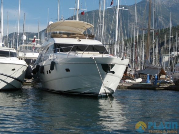 Kiralık Princess 67 Motor Yat Tekne Mavi Yolculuk