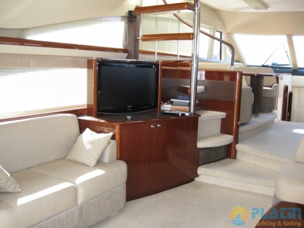 Kiralık Princess 67 Motor Yat Tekne Mavi Yolculuk