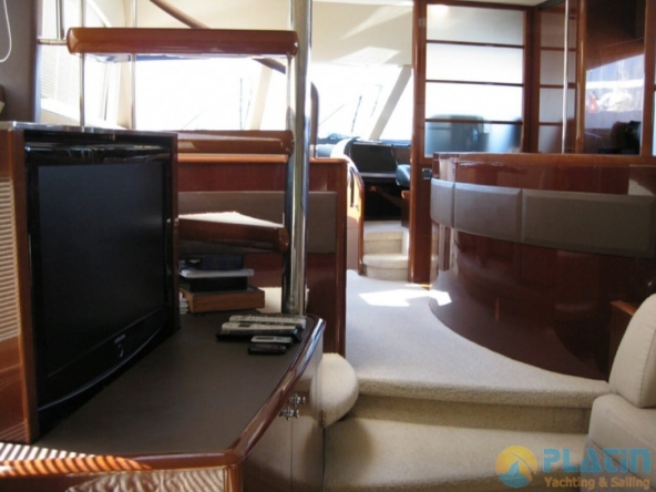 Kiralık Princess 67 Motor Yat Tekne Mavi Yolculuk