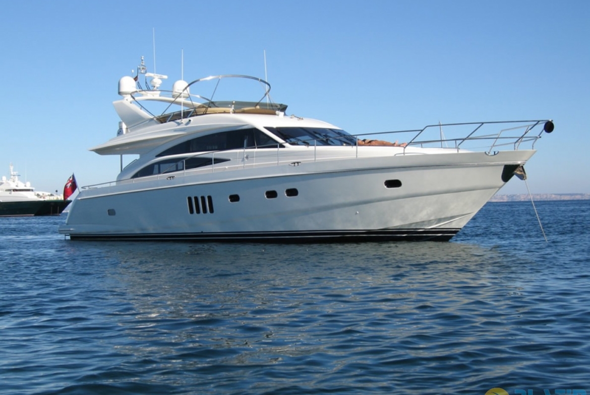 Kiralık Princess 67 Motor Yat Tekne Mavi Yolculuk