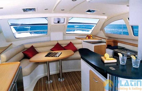 Leopard 40 Kiralık Katamaran Yat Tekne