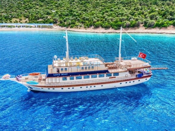 Love Boat Kiralik Tekne Yat Gulet