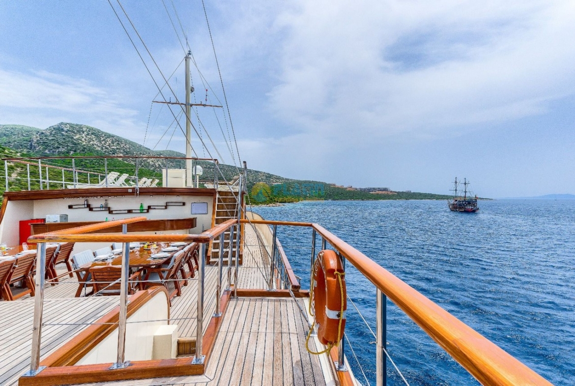Love Boat Kiralik Tekne Yat Gulet