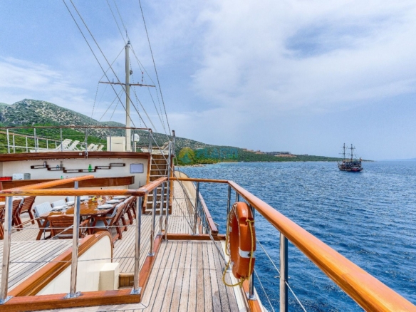 Love Boat Kiralik Tekne Yat Gulet