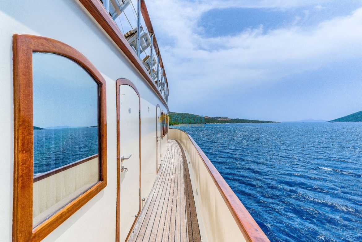 Love Boat Kiralik Tekne Yat Gulet