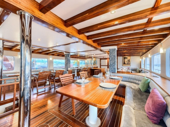 Love Boat Kiralik Tekne Yat Gulet