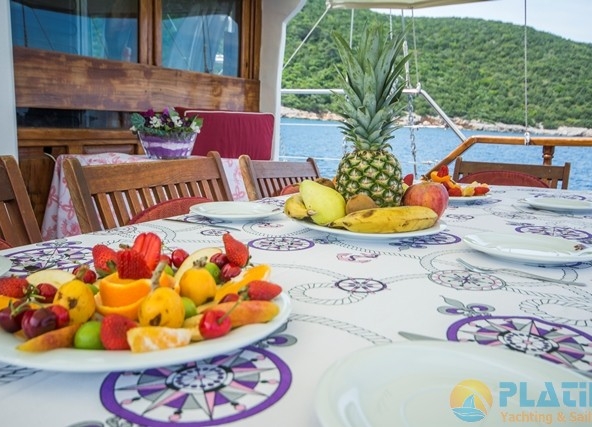 Nefise Sultan Kiralık Yat Tekne Gulet Mavi Yolculuk Tur