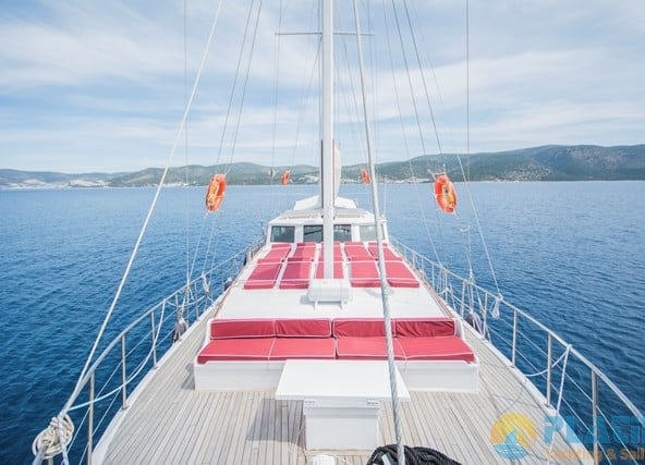 Nefise Sultan Kiralık Yat Tekne Gulet Mavi Yolculuk Tur