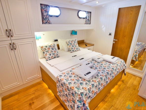 Princess Maske 1 Kiralık Gulet Yat Tekne Mavi Yolculuk