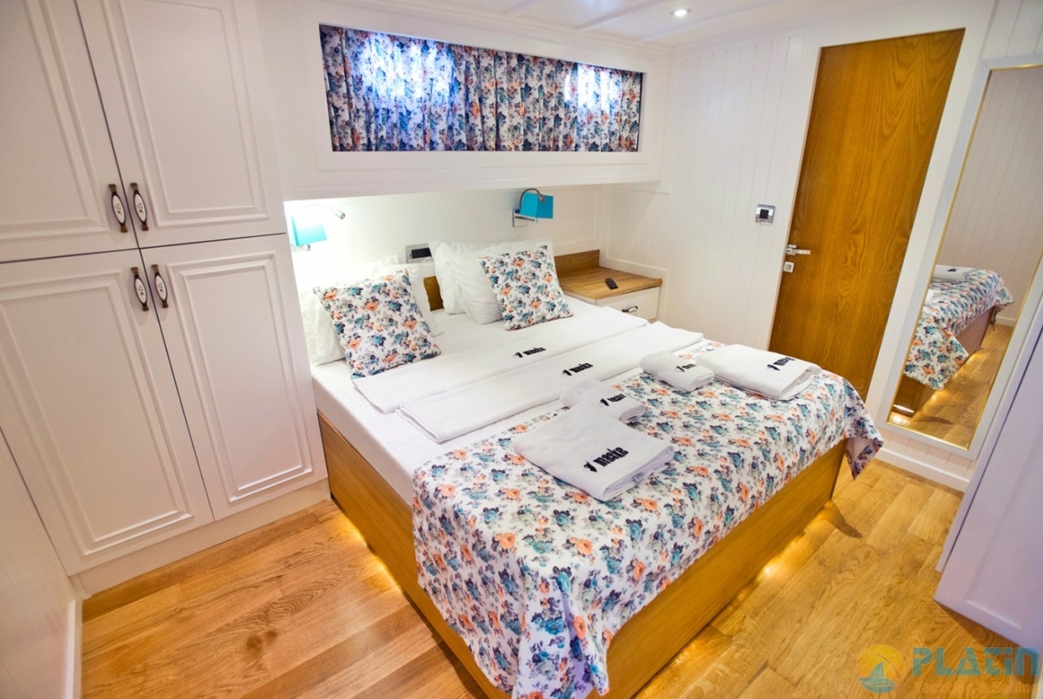 Princess Maske 1 Kiralık Gulet Yat Tekne Mavi Yolculuk