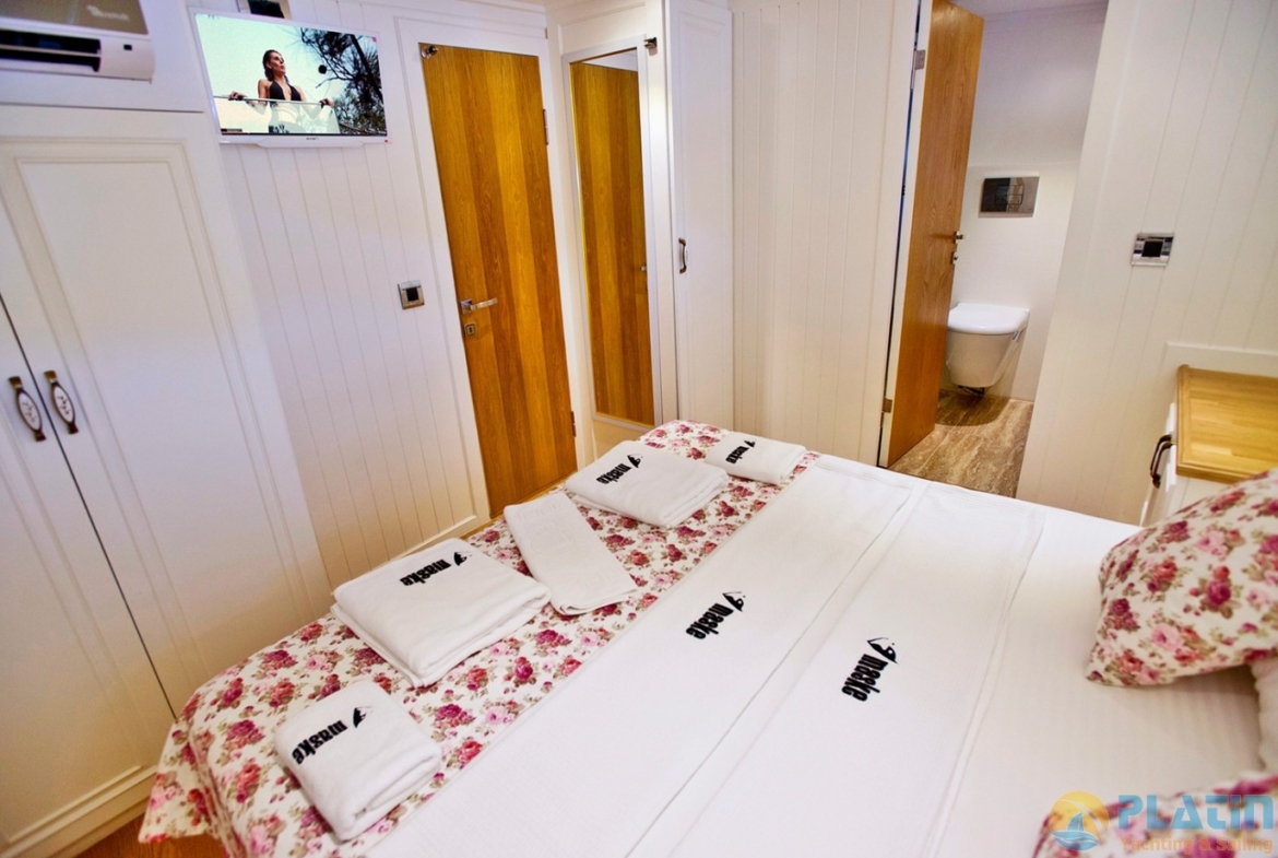 Princess Maske 1 Kiralık Gulet Yat Tekne Mavi Yolculuk