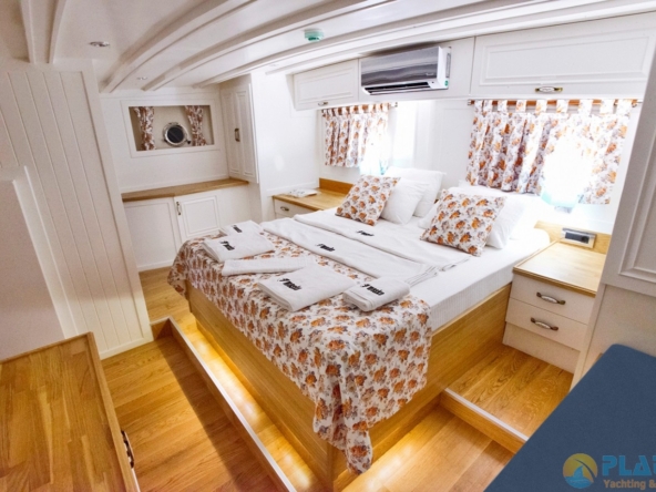 Princess Maske 1 Kiralık Gulet Yat Tekne Mavi Yolculuk