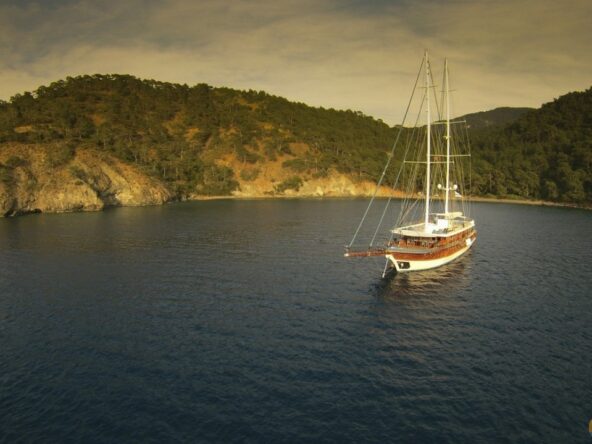 Queen Atlantis Kiralık Yat Tekne Gulet Mavi Yolculuk