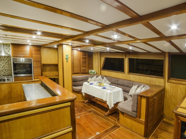 Sude Deniz Kiralık Gulet Yat Tekne Mavi Yolculuk Tur