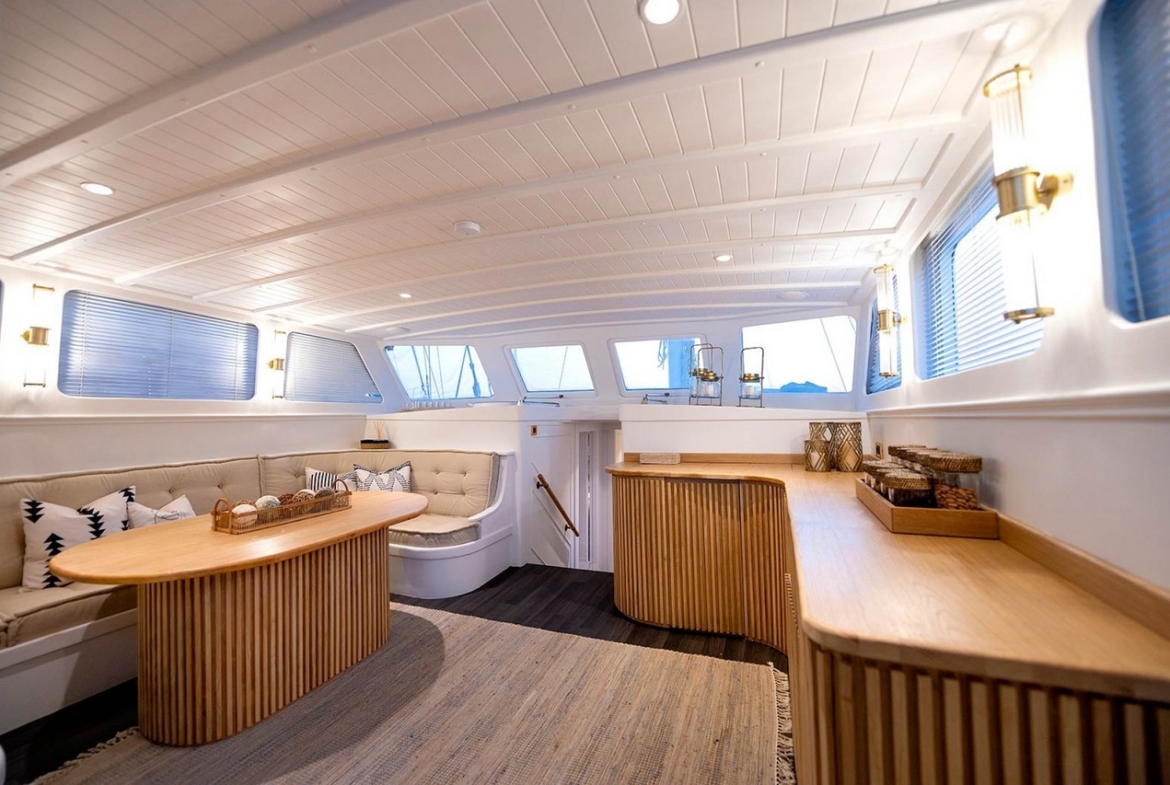 Cobra 3 Gulet ile Bodrum’dan başlayarak Ege ve Akdeniz’de lüks Mavi Tur deneyimi yaşayın. 24m, 6 kabinli, modern konfor ve su sporları ile ideal seçim.