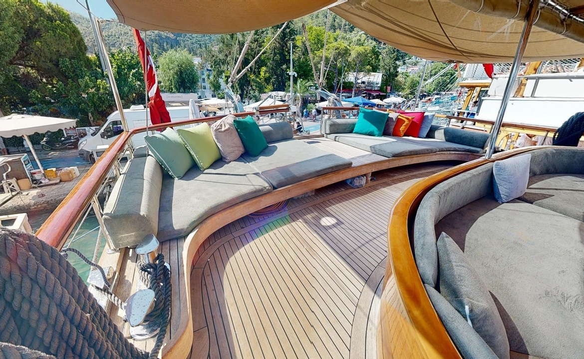 Dear Lila Gulet Fethiye – Lüks Mavi Yolculuk