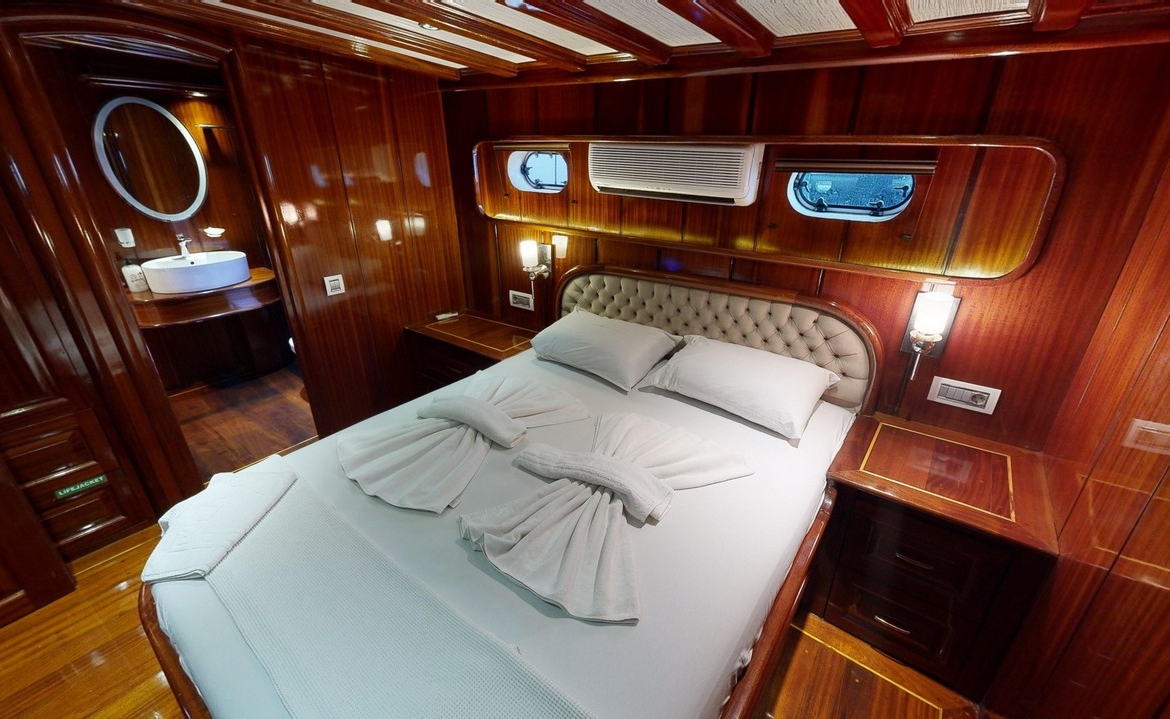 Dear Lila Gulet Fethiye – Lüks Mavi Yolculuk