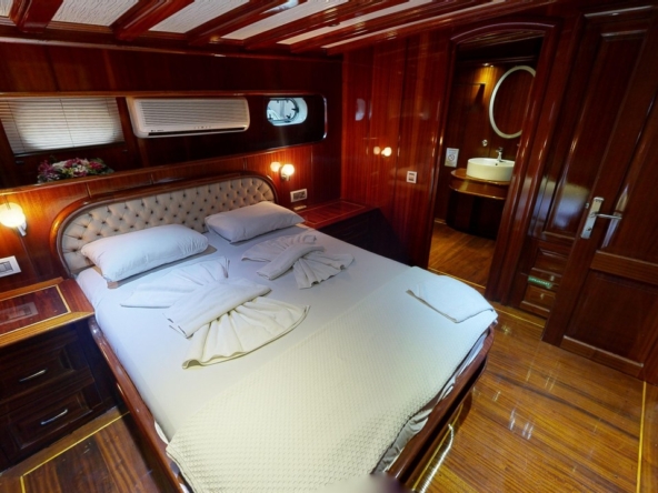 Dear Lila Gulet Fethiye – Lüks Mavi Yolculuk