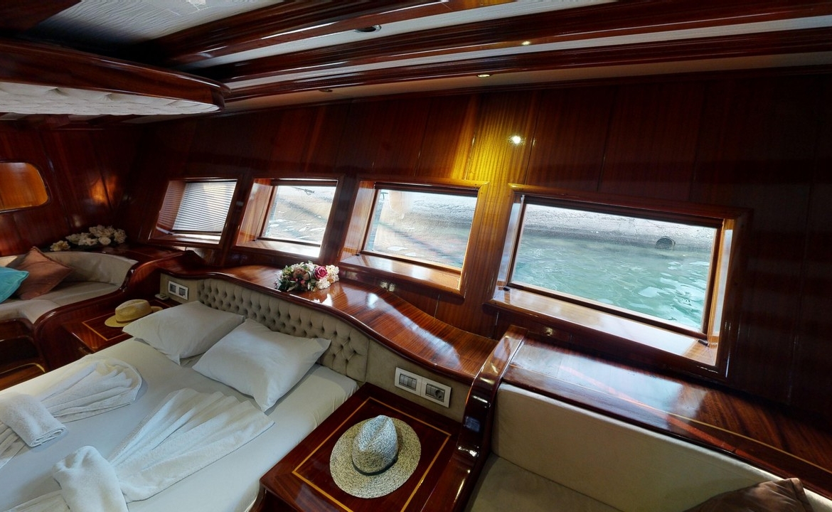 Dear Lila Gulet Fethiye – Lüks Mavi Yolculuk