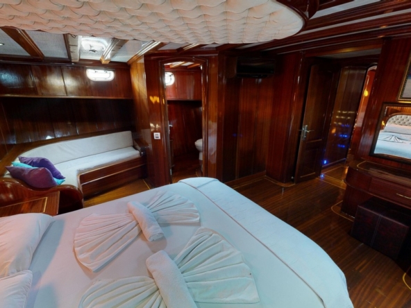 Dear Lila Gulet Fethiye – Lüks Mavi Yolculuk