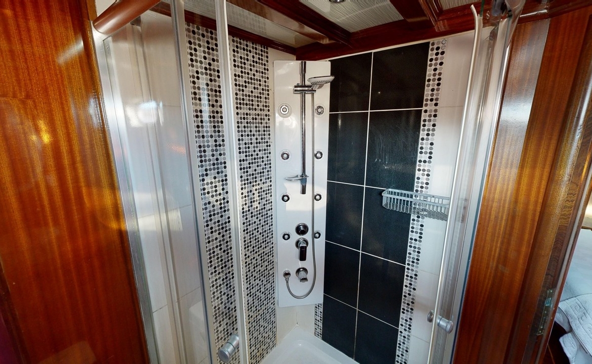 Dear Lila Gulet Fethiye – Lüks Mavi Yolculuk