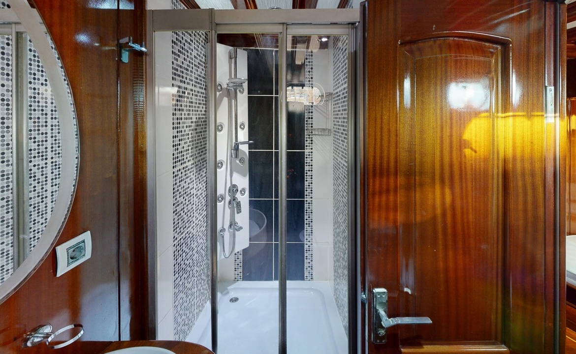 Dear Lila Gulet Fethiye – Lüks Mavi Yolculuk